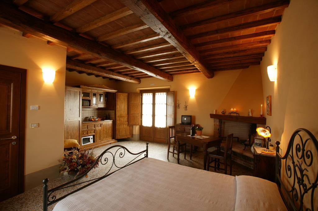 Agriturismo Podere San Gregorio Πιέντσα Δωμάτιο φωτογραφία