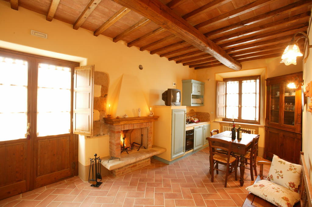 Agriturismo Podere San Gregorio Πιέντσα Δωμάτιο φωτογραφία