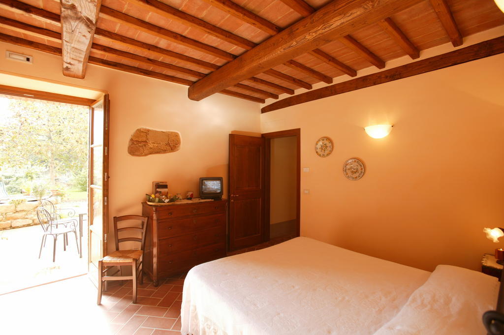 Agriturismo Podere San Gregorio Πιέντσα Δωμάτιο φωτογραφία