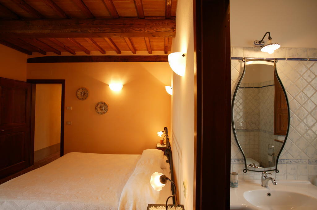 Agriturismo Podere San Gregorio Πιέντσα Δωμάτιο φωτογραφία